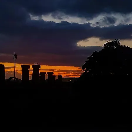 Tilly's Den Tatil Evi *